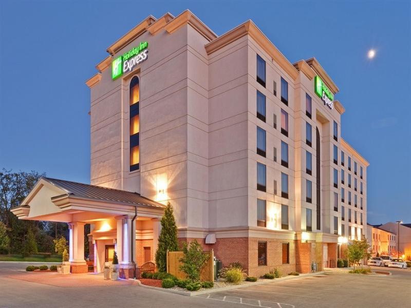 Holiday Inn Bloomington-University Area By Ihg Dış mekan fotoğraf
