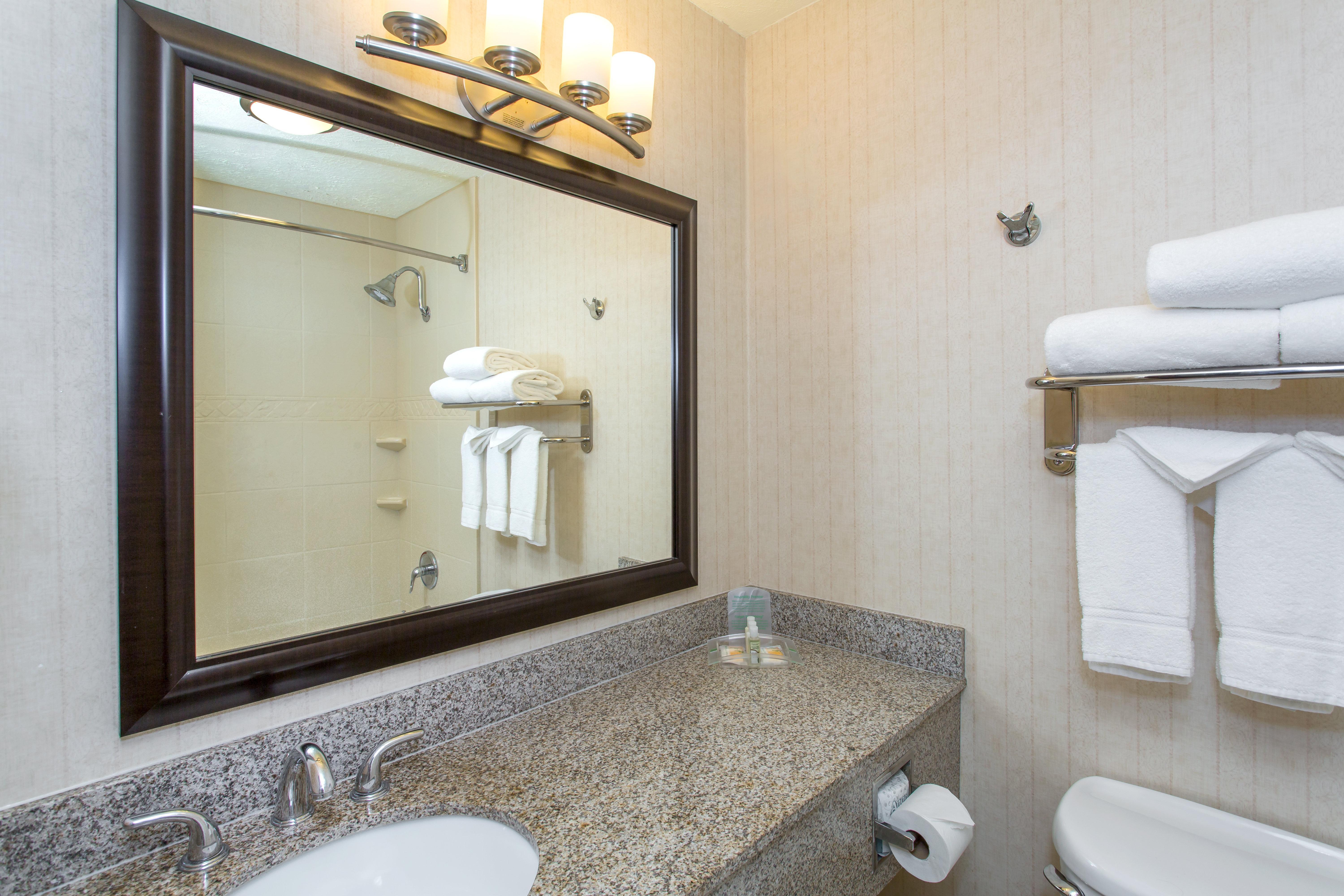 Holiday Inn Bloomington-University Area By Ihg Dış mekan fotoğraf