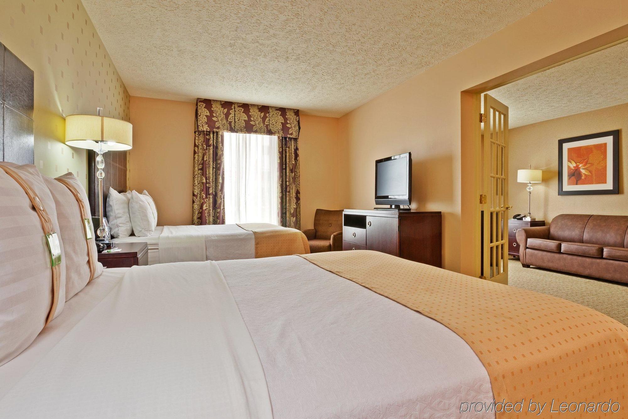 Holiday Inn Bloomington-University Area By Ihg Oda fotoğraf